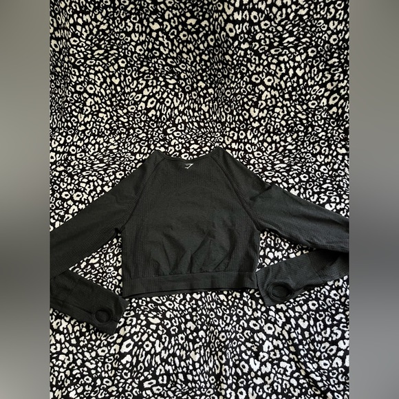 SOLD! 🥰Gymshark Vital Seamless 2.0 Long Sleeve Crop Top - Picture 8 of 9